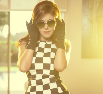 سميرة تعجل من طرح مازال  ..  فيديو
