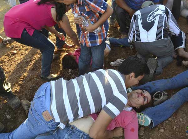 متسابق  يتسبب بقتل 8 وجرح 79 شخصاً .. فيديو وصور