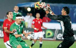 مصر او الجزائر الى مونديال 2010 ..  في موقعة الخرطوم اليوم