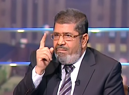 عائلة مرسي: الرئيس لن يدخل في مفاوضات مع السيسي