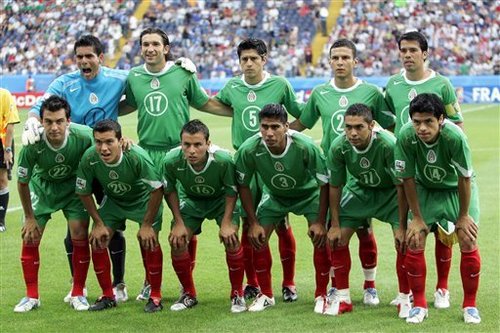 60% من جماهير المكسيك : منتخبنا لا يستحق اللعب في المونديال 