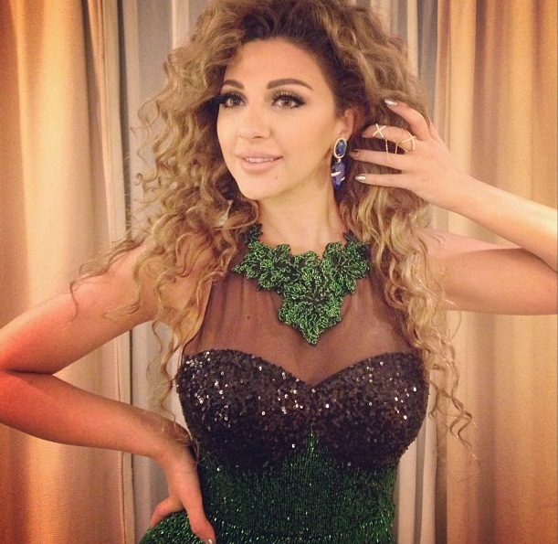 ميريام فارس تحتفل بكأس العالم .. صور
