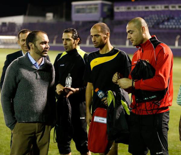 حسام حسن : مقارنة ظالمة  ..  وشفيع يغيب