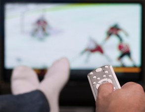 دراسة: مشاهدة الرياضة تحسن اللياقة البدنية!