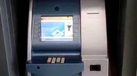 بالفيديو ..  أحدث طريقة لسرقة بيانات بطاقات الصراف الآلي
