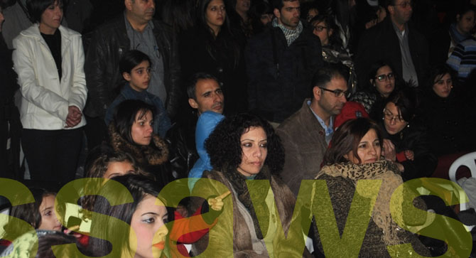 بالصور  ..  الكروان تغني الوطن في ليالي ميلاد 2013!