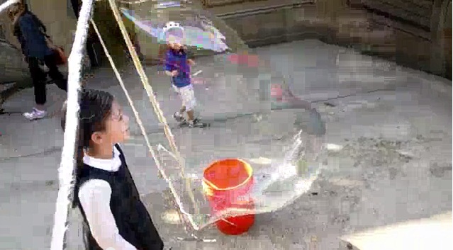 غوغل قدمت أفضل إعلان تقني لـ2013 وأبل الأسوأ .. فيديو