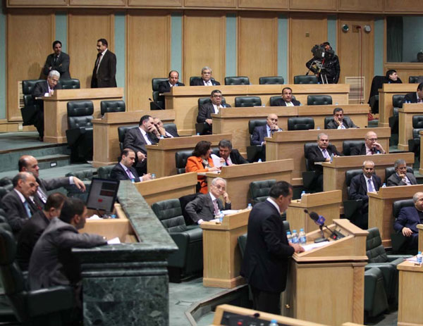 هميسات يطالب بإلغاء هيئة مكافحة الفساد