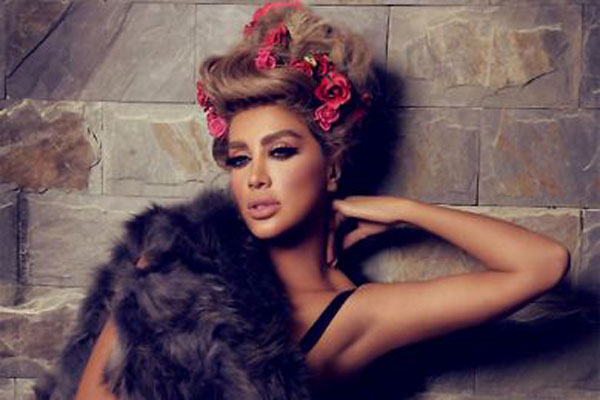صور مثيرة لمايا دياب تخطف قلوب الرجال