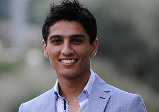 محمد عساف يوقع على عقد زواج من معجبة دون علمه!