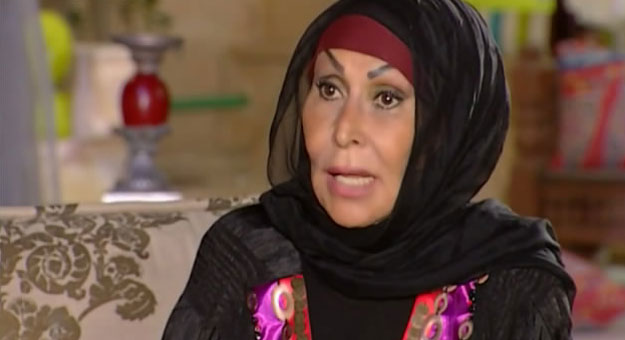 سهير البابلي : بعد اللي شفته من مرسي أبوس رجلك يا مبارك  .. فيديو
