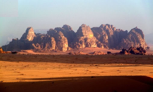 مصرع 3 فرنسيين في جبال رم