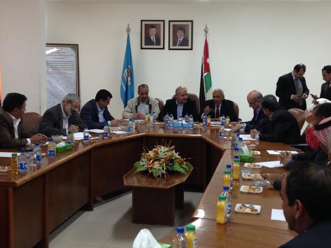 وزير المياه يبحث عددا من المشاريع في مادبا 