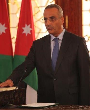 وزير الصحة يفتتح مستشفى المقاصد الخيرية