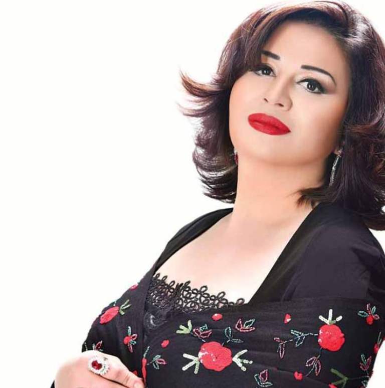 اتهام للاخوان بمحاولة الاعتداء على الهام شاهين