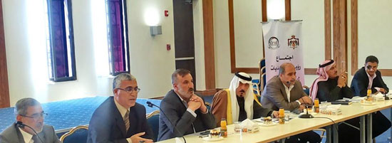 اجتماع رؤساء بلديات الجنوب لمناقشة قانون البلديات 