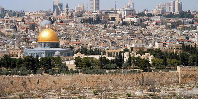 مندوب الملك يفتتح مؤتمر الطريق الى القدس