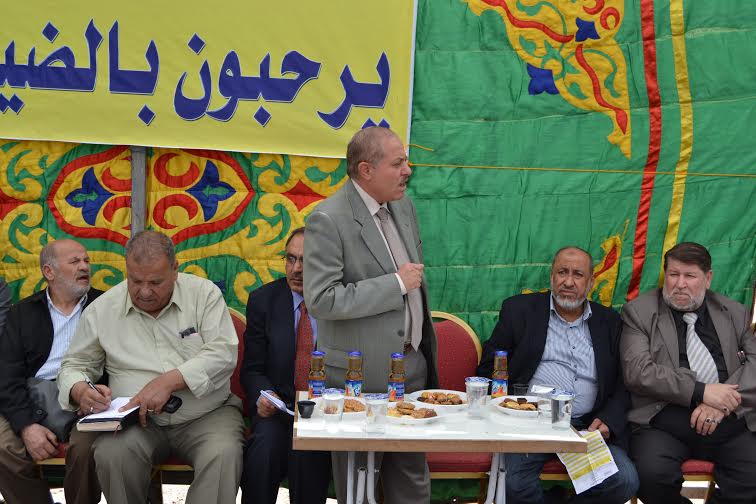 صندوق الزكاة يوزع طرودا غذائية  .. 
