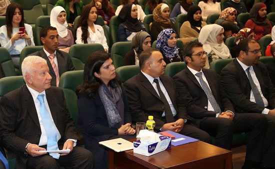 قطاع الاتصالات يوفر 11 الف فرصة عمل