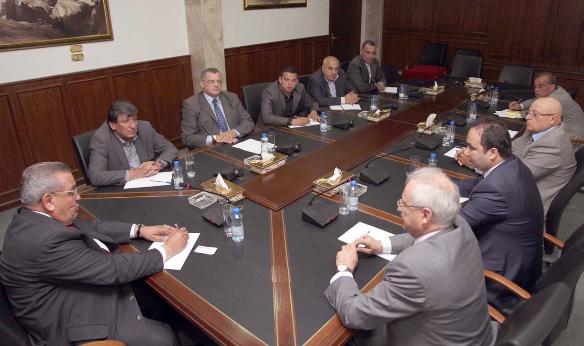 الروابدة : اسرائيل تستغل الاحداث العربية لفرض الامر الواقع
