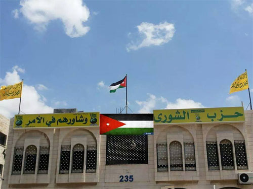 حزب الشورى: من يصمت على جرائم الاحتلال شريك معه