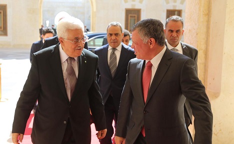 تفاصيل لقاء الملك مع عباس  .. 