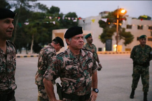 الملك يتفقد المنطقة العسكرية الجنوبية
