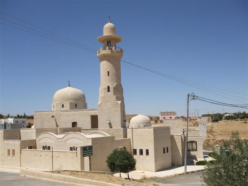 1919 زائرا وزائرة لمقامات الصحابة