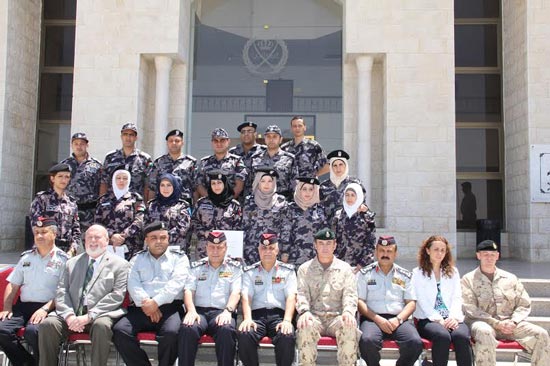 تخريج دورتي الوقاية المتخصصة للدفاع المدني الفلسطيني