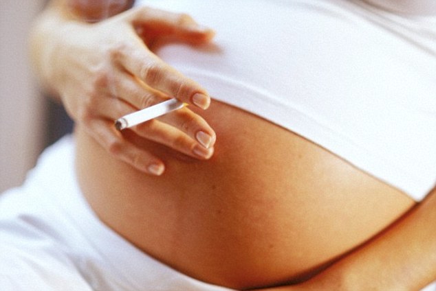 تأثير تدخين المرأة خلال الحمل يصل إلى ..  أحفادها
