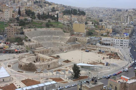 مهرجان خان الفنون في الساحة الهاشمية 