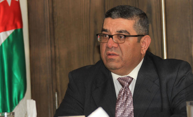 وزير الاتصالات والسفير البريطاني يبحثان مجالات التعاون