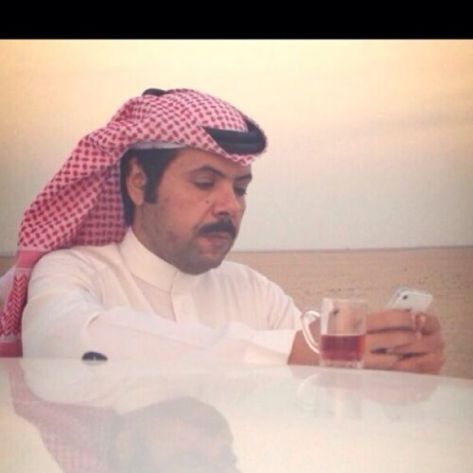 الكويت تسحب الجنسية من الإعلامي سعد العجمي
