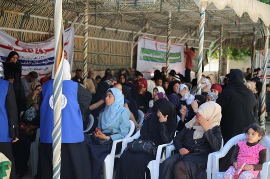 سفارة الامارات في عمان تشرف على مشروع الأضاحي 2014 