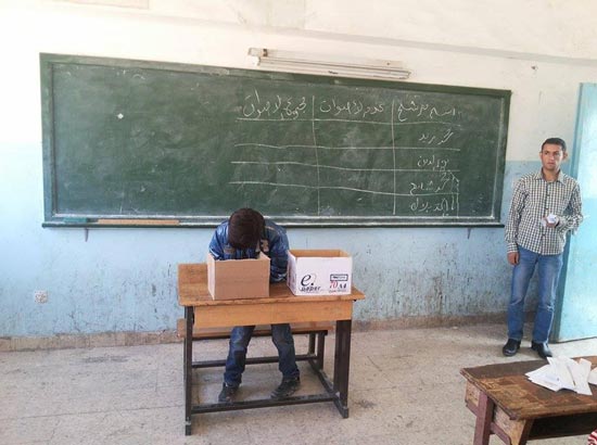اجراء الانتخابات الطلابية البرلمانية في مدارس عجلون