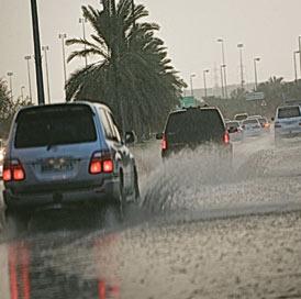 أمطار غزيرة في مختلف محافظات المملكة  ..  واستعدادات للتعامل مع خطر تشكل السيول