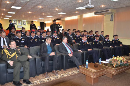 دورة لغة عربية لغير الناطقين بها لـ 25 ضابطا