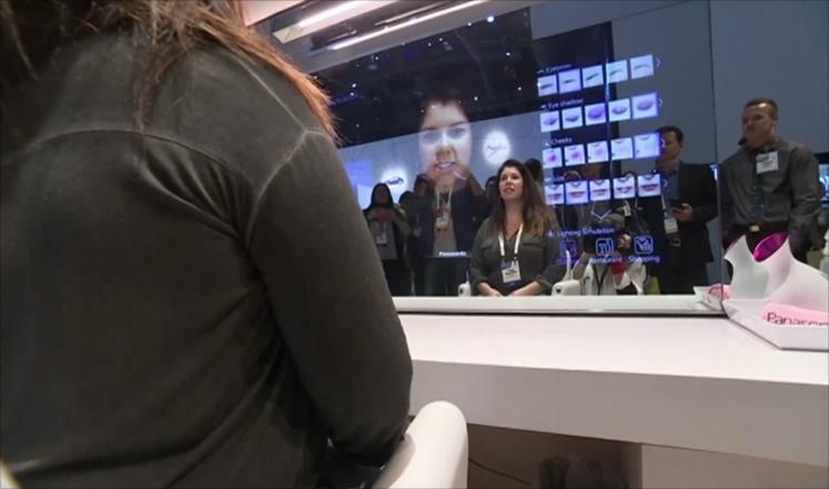 مرآة تحقق حلم حاملها بالجمال