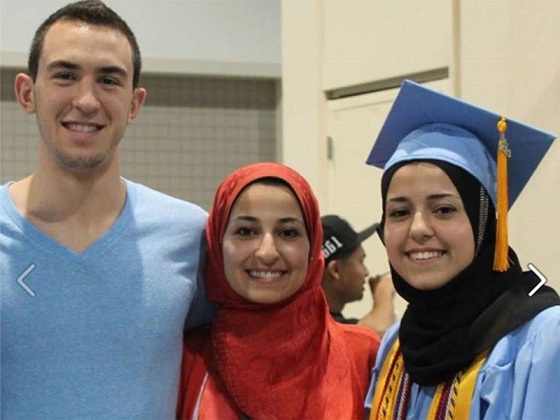 الشرطة تكشف سبب مقتل الفلسطينيين الثلاثة في أمريكا !