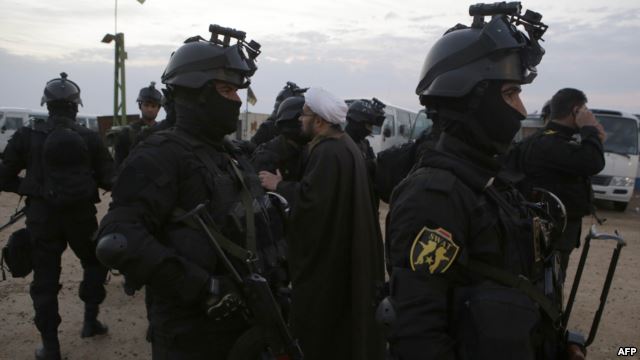 داعش تسيطر على بلدة مجاورة لقاعدة اميريكة بالانبار