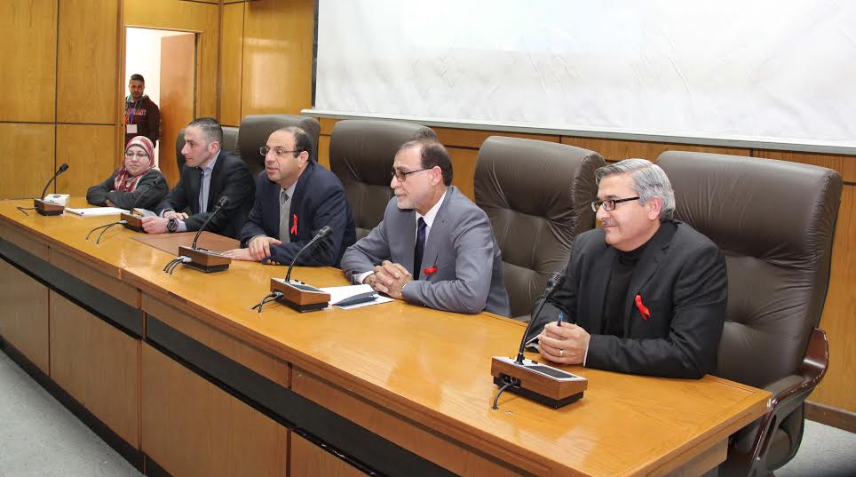 اليرموك : خبراء يدعون الطلبة للالتزم بتعاليم الاسلام منعا للايدز