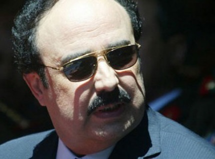 الاسد يطيح برستم غزالة  .. 