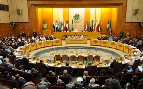 القمة العربية بـ 13 زعيماً