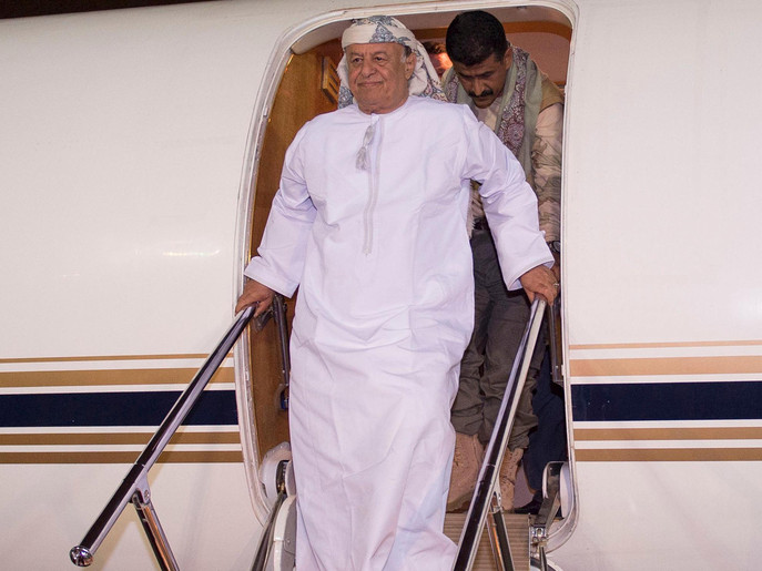 الرئيس اليمني يصل مصر