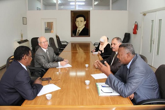 بحث التعاون بين اليرموك والبحر الأحمر السودانية