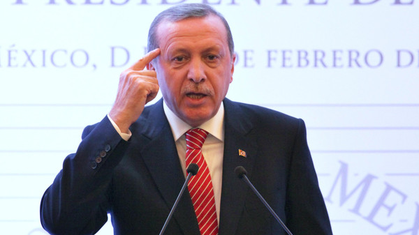 أردوغان يطلب الإفراج عن مرسي قبل تحسين العلاقات مع مصر