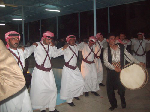 تعذيب بالدبكة الحورانية   .. 