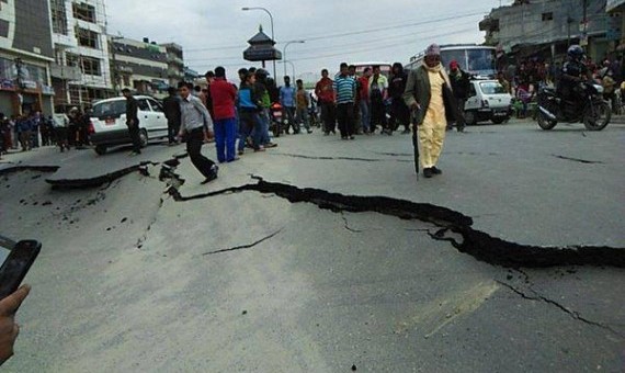 هزة جديدة في نيبال و2000 قتيل حصيلة زلزال امس