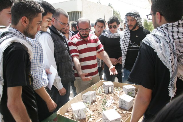 طلبة هندسة الأردنية يستعيدون ذكرى نكبة فلسطين