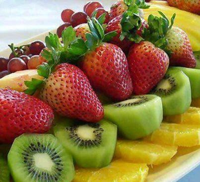 معلومات هامة عن اكل الفاكهة على معدة فارغة 